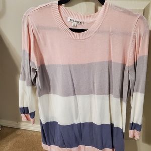 Womens color lightweight sweater